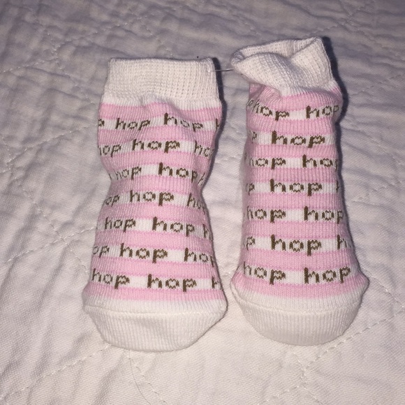 Baby Girl’s Easter Bundle Adorable size 12-24 mon - Picture 4 of 8